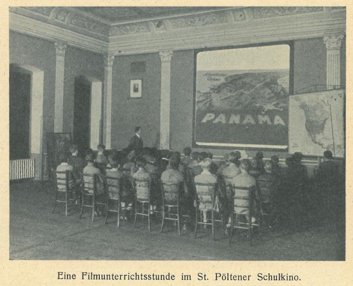 Eine Filmunterrichtsstunde im St. Pöltener Schulkino;Eine Filmunterrichtsstunde im St. Pöltener Schulkino